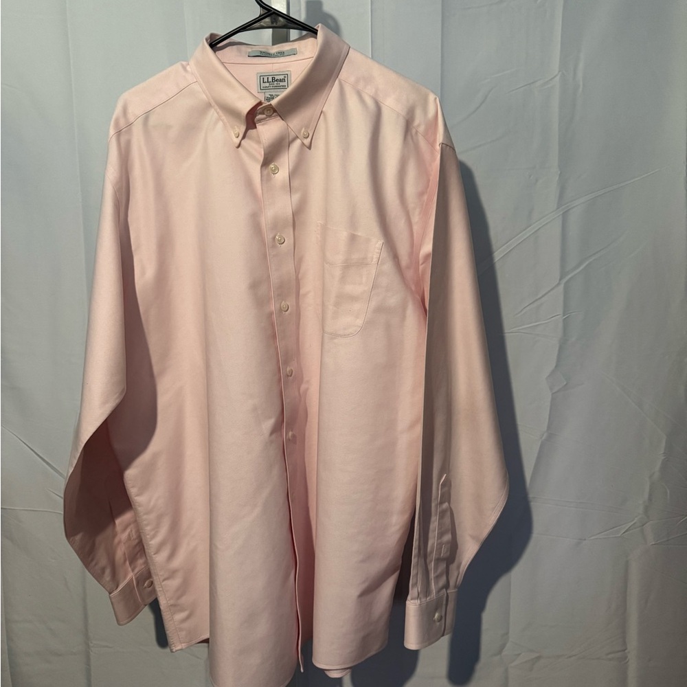 L.L. Bean Light Pink Oxford Shirt Size 17.5